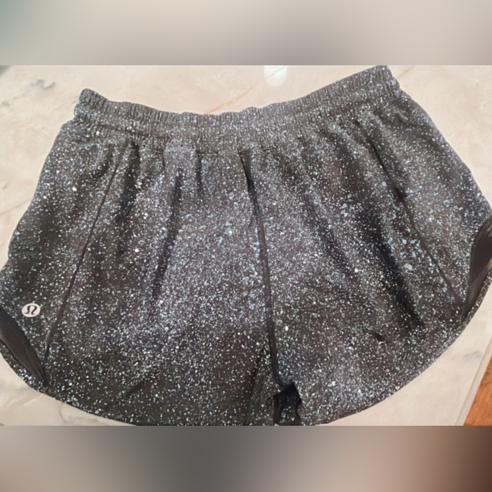 Lululemon Hotty Hot shorts space grey size 10 tall